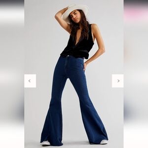 We The Free Just Float On Flare Bell Bottom Stretch Jeans NWOT